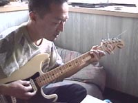 �����I�ȐV�Ȃ𔭕\���鋴�{�B