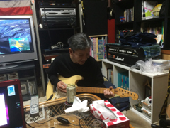 ���ɐV�Ȃ𔭕\�����炵�����...