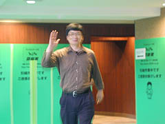 �V�E���c�x���G�X�R�[�g�̂��߃��r�[�Ɍ��ꂽ�X��...