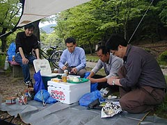 �V�΂̉�X�^�[�g�I�@�����̘r�𕱂��̂͐X���V�F�t�I