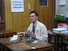 �z�[���O���E���h�ł��鉡�{��̊w���ɂŊ֌W�҂��o�}�����㓡...