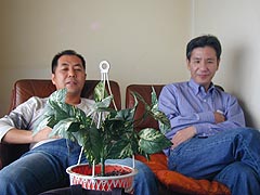 ���̓T�|�[�g�����o�[�̉���Ə�������...