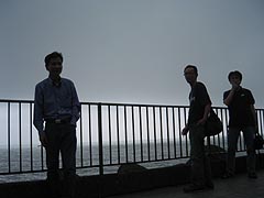 �u���[�X�ȕ��͋C�Y���P�V���b�g�B���������R��o�`�ɂ�...