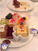 �������z�e���̃f�B�i�[�A�X�C�[�c������ł�I