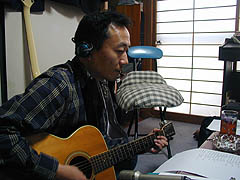 �A�R�[�X�e�B�b�N�M�^�[�Łu����v�̘^���Ƀ`�������W���鋴�{...