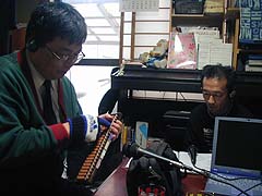 ���ӂ̎Z�Ղ�Ў�Ɂu���@�v�̘^���ɒ��ސX���B�o�b�̉A�Ō����Ȃ������{�͒��s���P�[�X�ŎQ��...