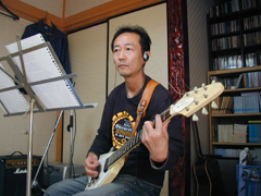 �y��̃p�[�g����l�߁H�@�^���ȕ\��ŃM�^�[��e�����{...