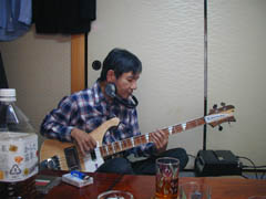 �w�b�h�z�������������ɂȂ���n�[�h�ȉ��t�𒮂�������...