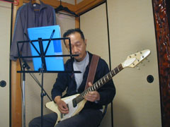 �v�X�ɖ��S�̑̐��Ř^���ɗՂދ��{...