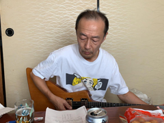 ���ق�j��R���@�Ɏp�����������{...